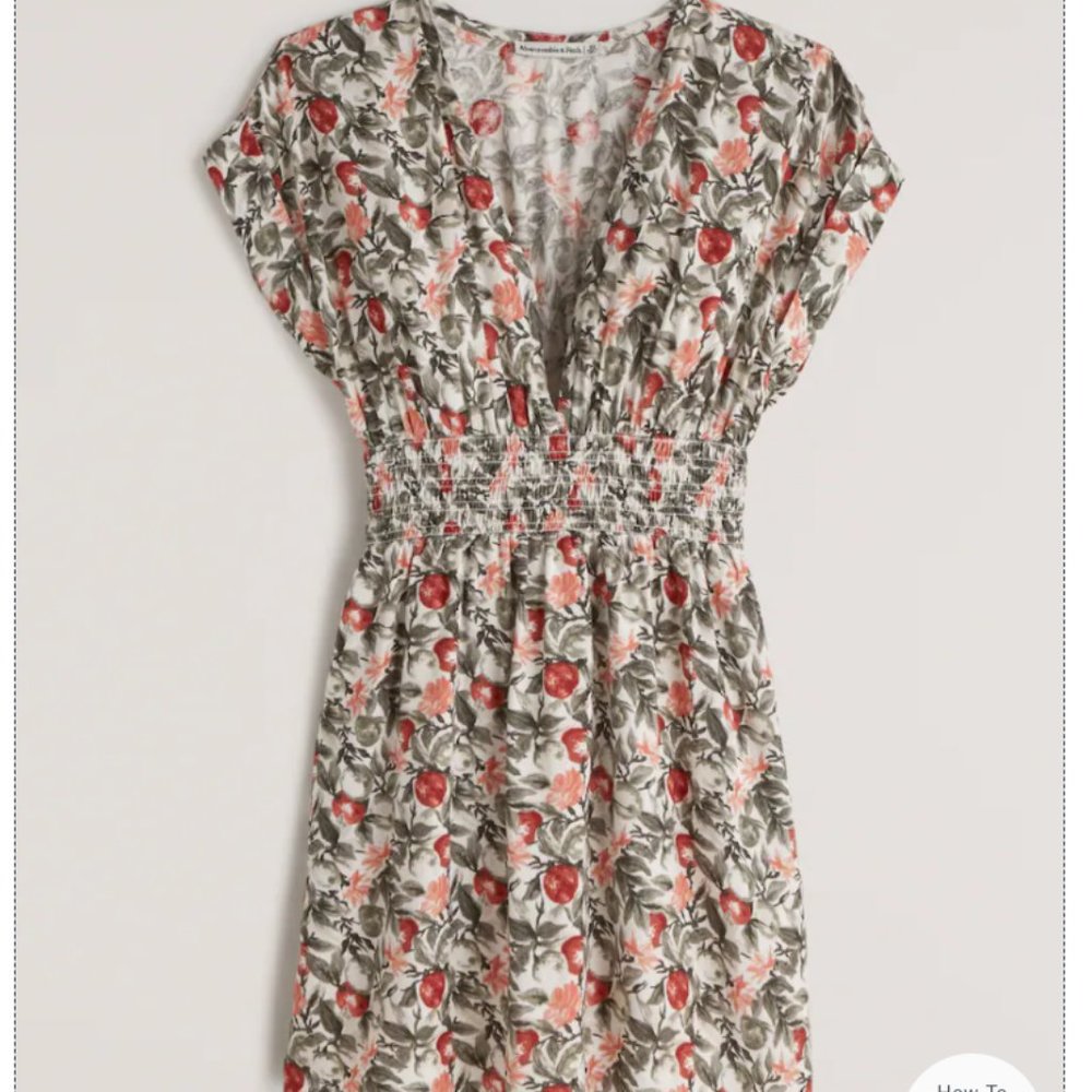 NWT Abercrombie & Fitch Short-Sleeve Smocked Dress